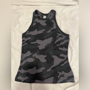 Activewear grey shirt size small